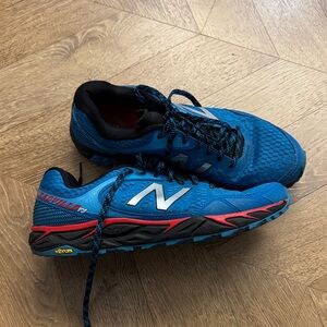 New Balance Leadville v3 Trail Running Shoes Men’s 8.5 Blue Vibram